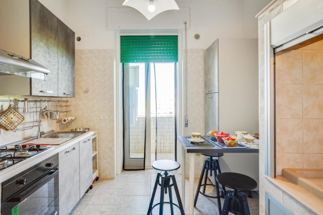 פולינאנו א מארה Rosamare Elegant Apartment מראה חיצוני תמונה