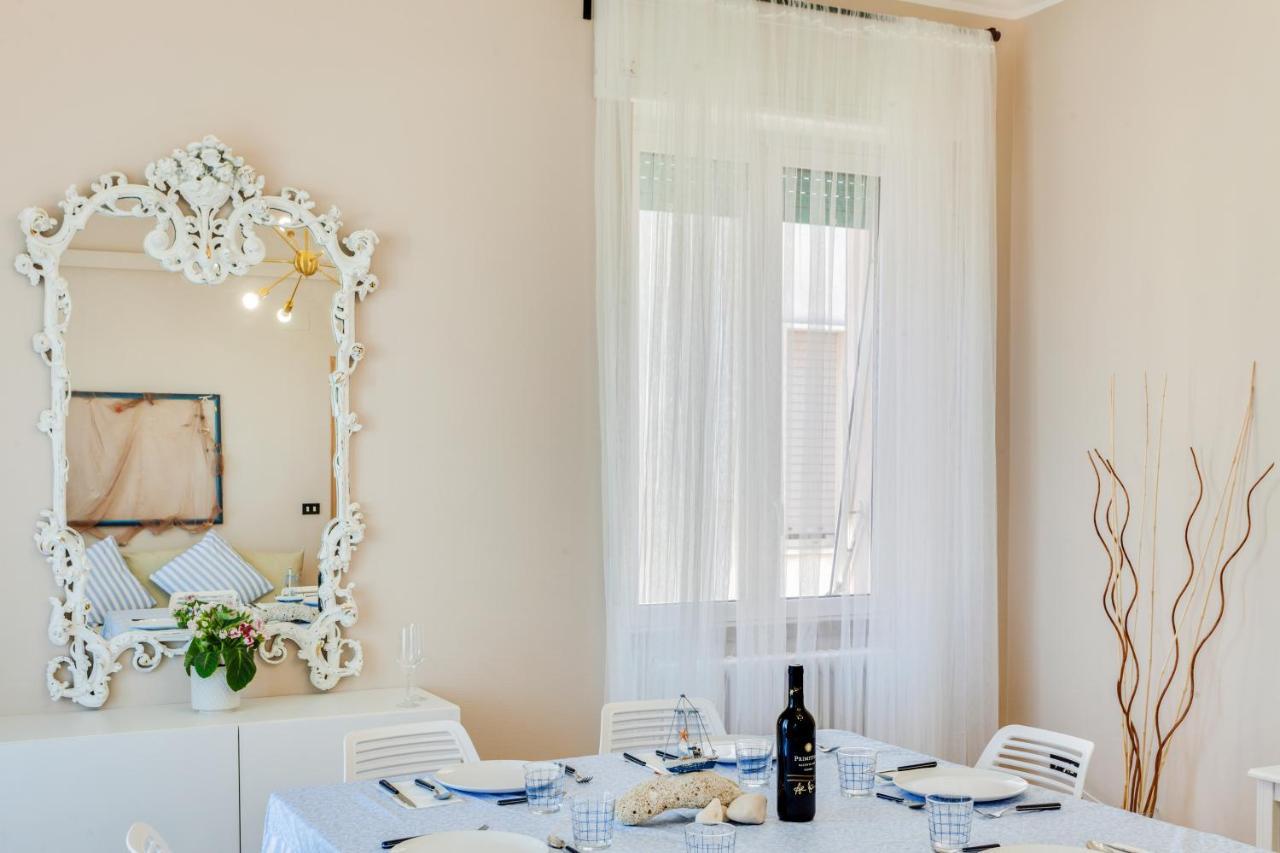 פולינאנו א מארה Rosamare Elegant Apartment מראה חיצוני תמונה