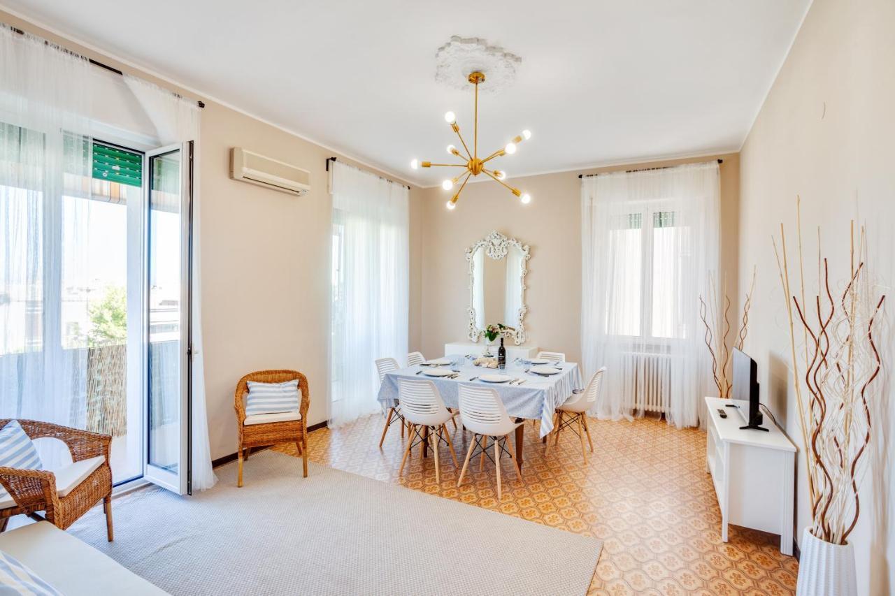 פולינאנו א מארה Rosamare Elegant Apartment מראה חיצוני תמונה