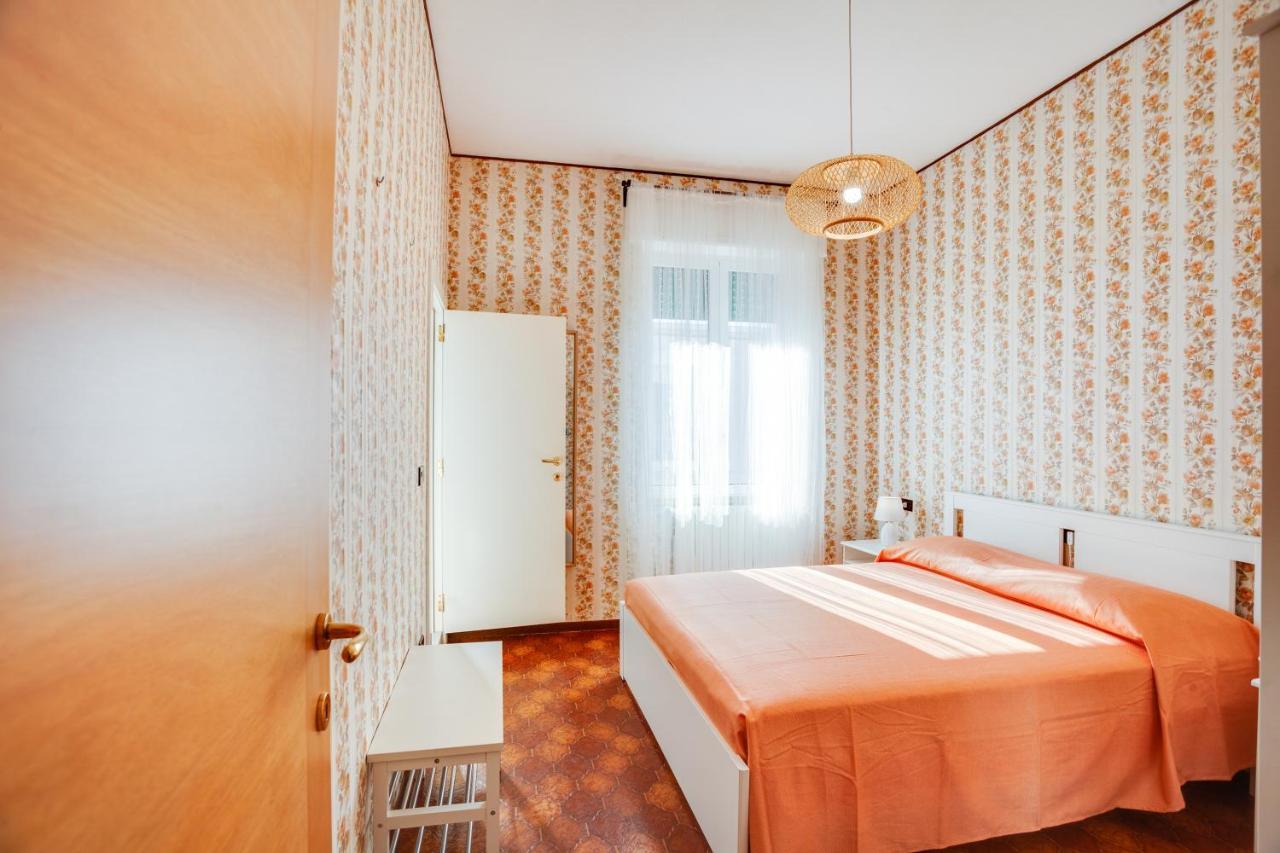 פולינאנו א מארה Rosamare Elegant Apartment מראה חיצוני תמונה