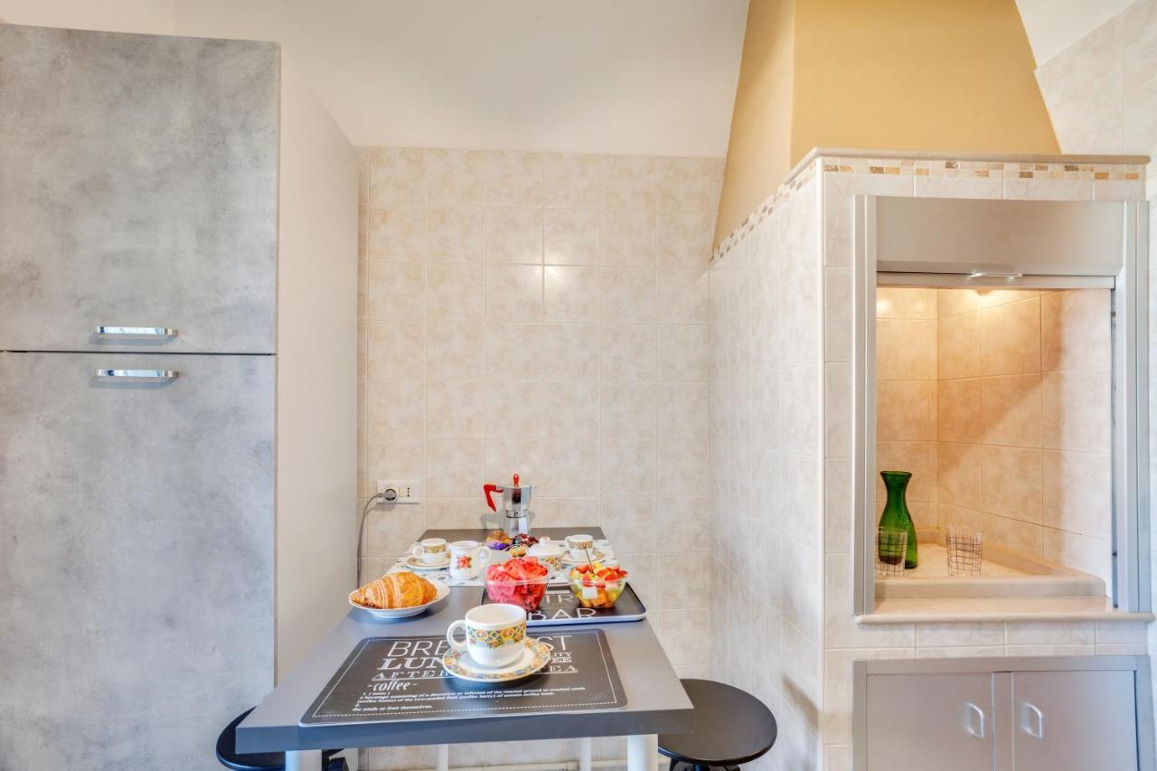 פולינאנו א מארה Rosamare Elegant Apartment מראה חיצוני תמונה