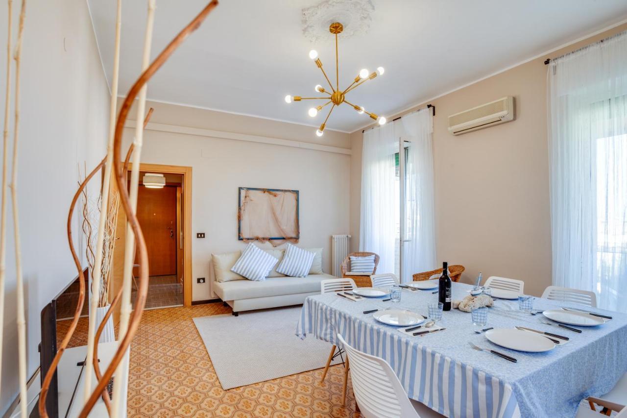 פולינאנו א מארה Rosamare Elegant Apartment מראה חיצוני תמונה